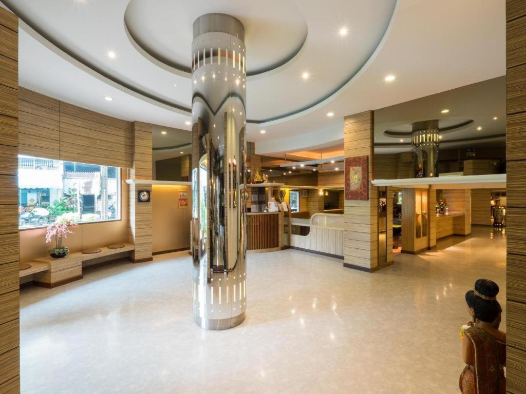 New Suanmali Hotel Bangkok Buitenkant foto