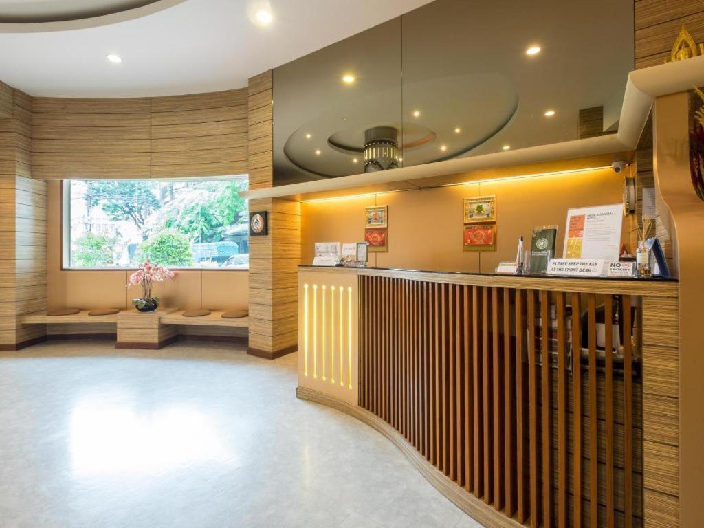 New Suanmali Hotel Bangkok Buitenkant foto