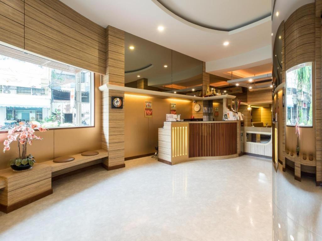 New Suanmali Hotel Bangkok Buitenkant foto