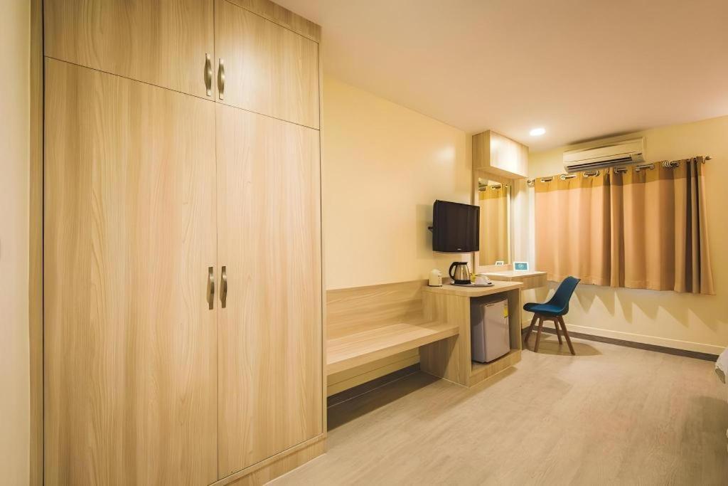 New Suanmali Hotel Bangkok Buitenkant foto