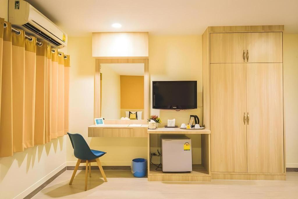 New Suanmali Hotel Bangkok Buitenkant foto