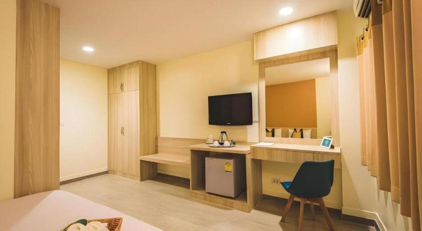 New Suanmali Hotel Bangkok Buitenkant foto