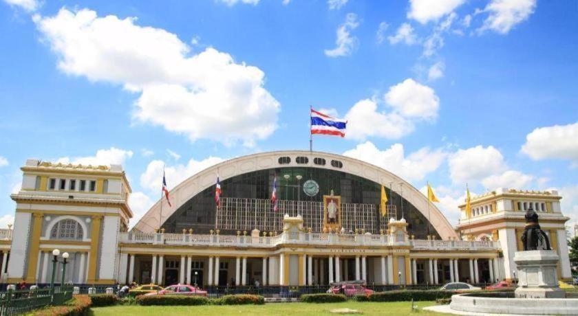 New Suanmali Hotel Bangkok Buitenkant foto
