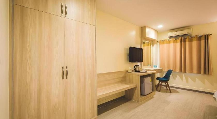 New Suanmali Hotel Bangkok Buitenkant foto